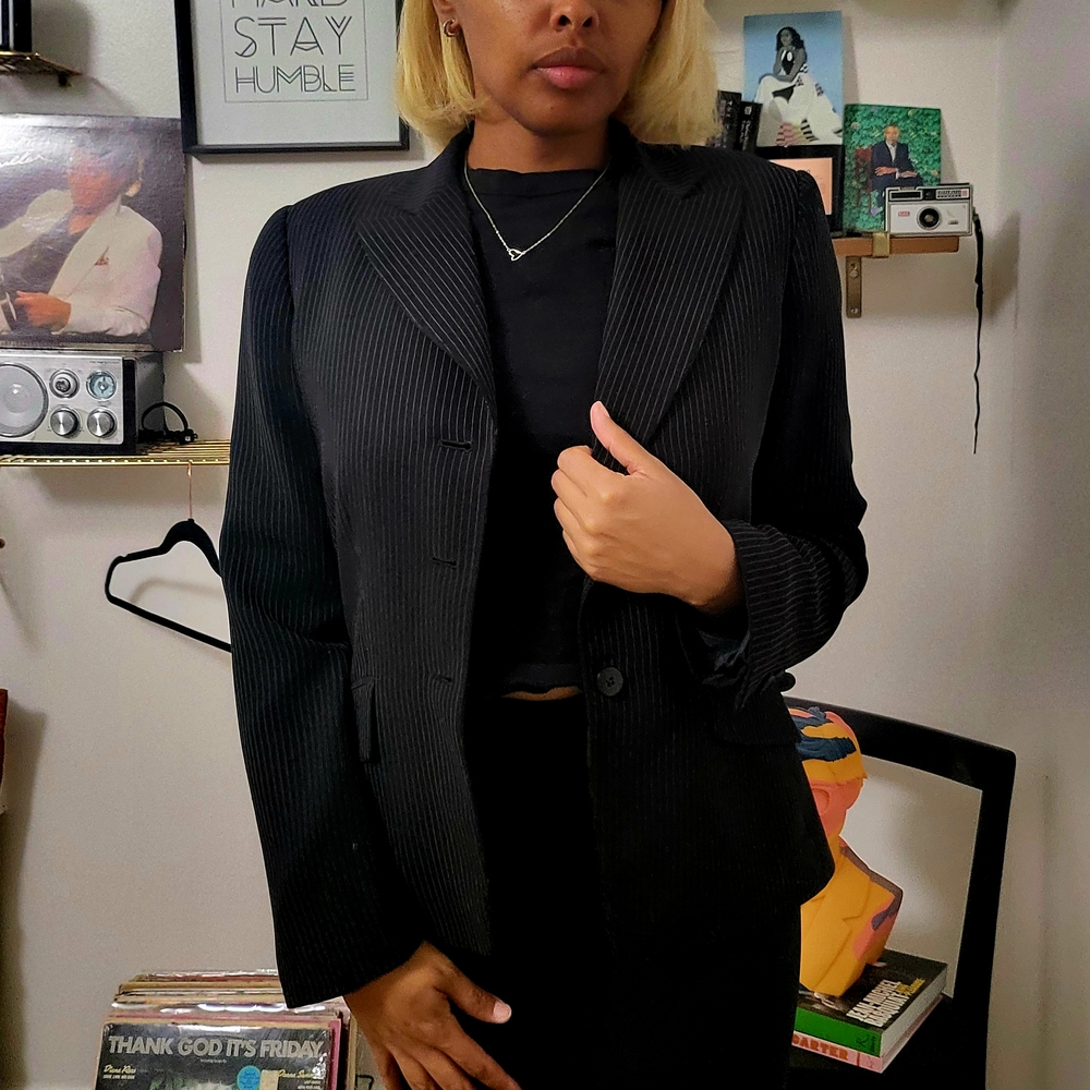 Tahari Black Tailored Blazer for Business